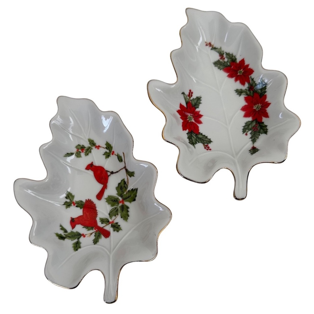 Lefton 2 Piece Set Cardinal Poinsettia Leaf Shaped Trinket Dish Decor Display